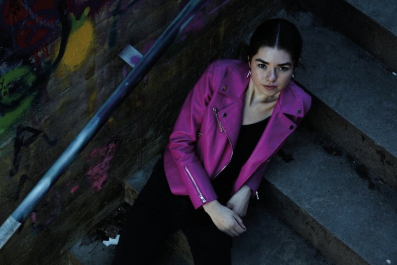 Andrea (20) har gastroparese: – Jeg vil jo ikke bli sett på som annerledes Andrea (20) har gastroparese: – Jeg vil jo ikke bli sett på som annerledes